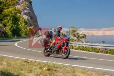 10-8-2025  (12h-14h)