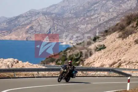 _3063274