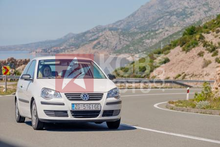 _4257887
