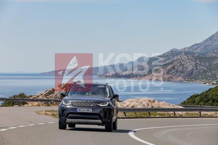 _6132349-rcaS1M