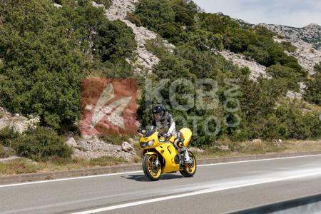 _6132318-kW6mQ4