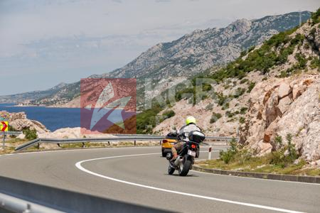 _6143993-oLQ1VZ