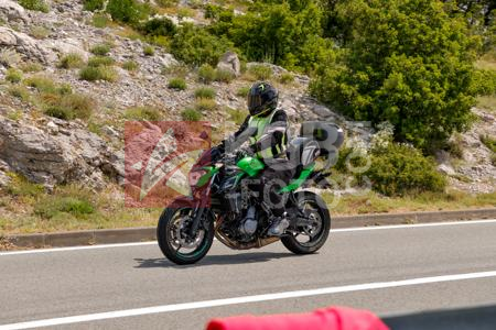 _6144166-TT2xeQ
