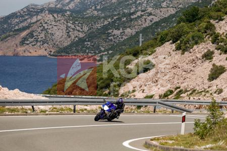 _6144330-GLsiUg