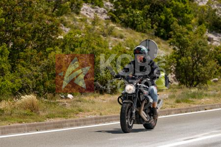 _6144867-ua8nhH