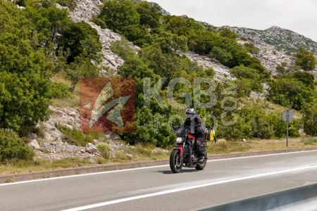 _6144875-10lMSj