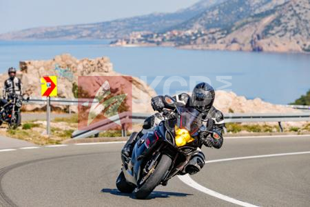 _6206238-ccO8vt