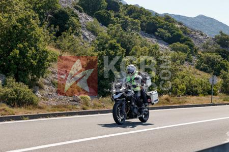 _6219808-7vuAcs