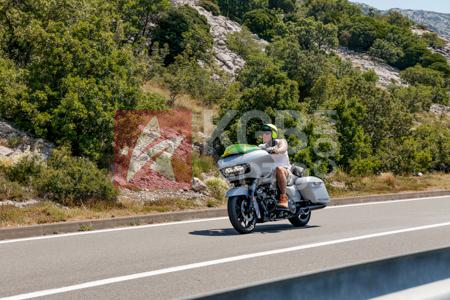 _6210876-dWcD8n