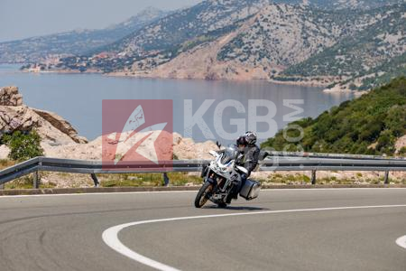 _6211085-XbS5SA