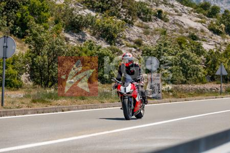 _6211491-IiAp6m