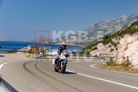 _6275092-kAkZTr