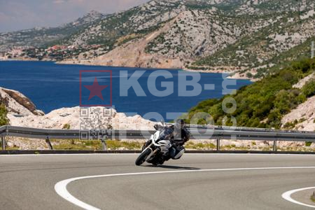 _7053253-4-mW9bsa