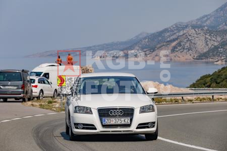 _7188182-yXoUnF