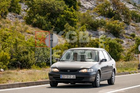 _7190809-IArnCV