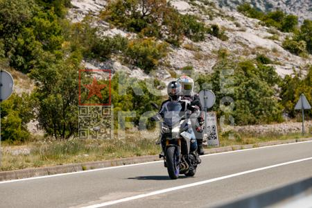 _7192516-I3yEJJ