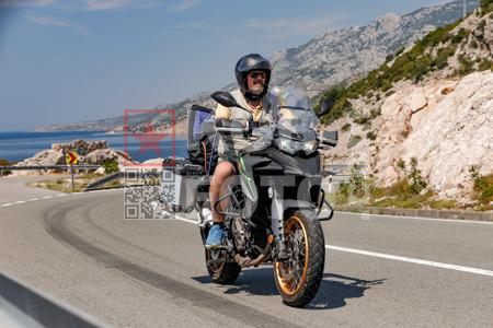 _7195948