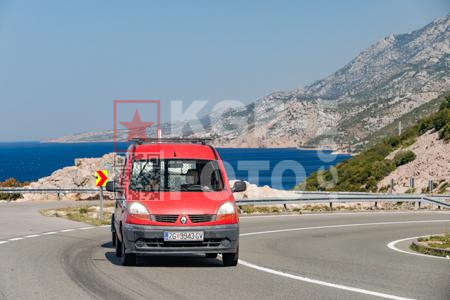 _8027400-QCk60Y