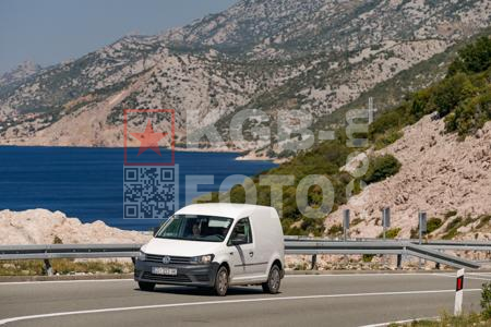 _8027891-d1UskU