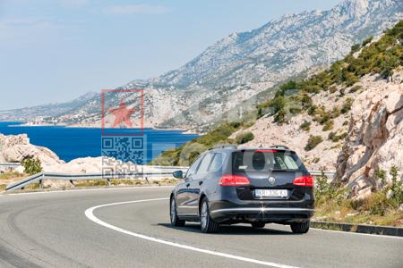 _8080437-Z3Ufw2