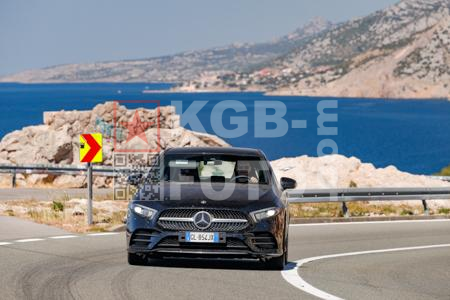 _8157884