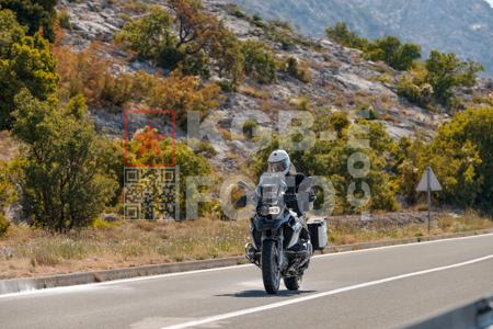 _8169706-lNUiAB