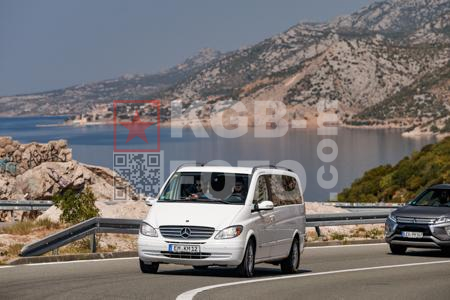 _8160589-N5tSPR
