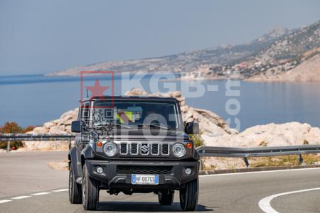 _8160823-h2NEu2