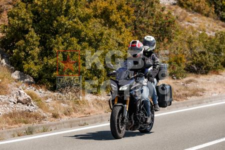 _8161661-BLDEZU
