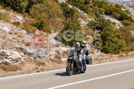 _8161662-5ZxLbQ