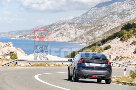 _8222809-2