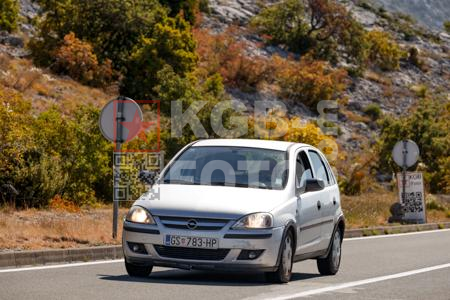_8223002-4RKJ8A