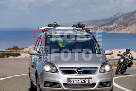 _8223035-2-YTNOmv