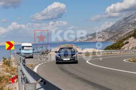 _8223140-2