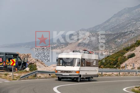 _8299720