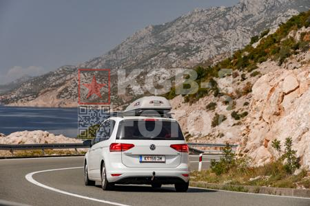 _8291853-hv7XIY