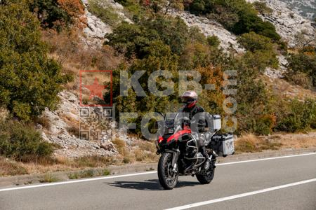 _8291923-K7StgC