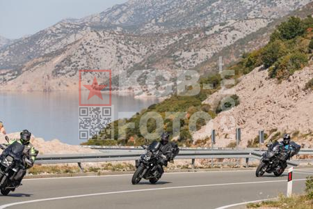 _8302943-2-5Gy2TY
