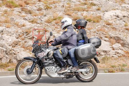 _8304761-2-ymiLLL