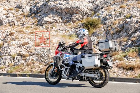 _9055766-2-BixI7f