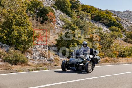 _9057122-2-Or4jjg