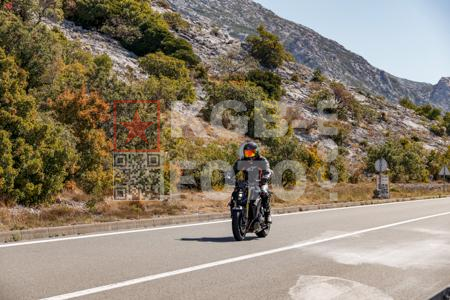 _9057334-2-IcrV76