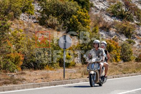 _9057472-2-93NEcS
