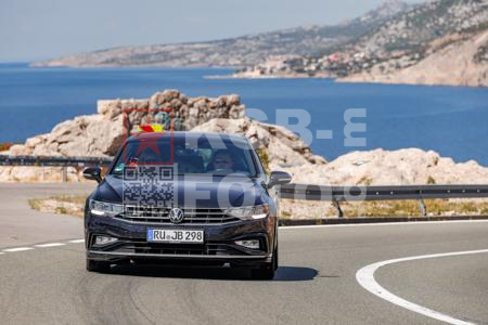 _9058712-2