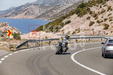 _9057621-2-YIrA7V