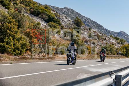 _9057765-2-GaInX7