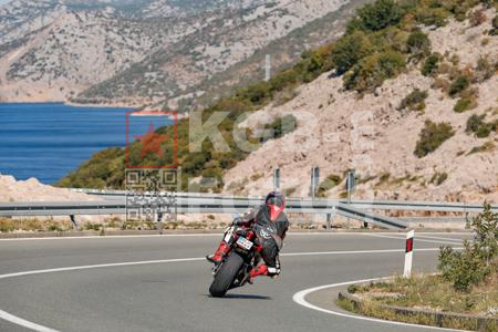 _9060924-NxRd9g