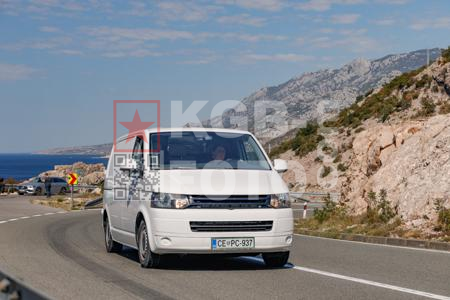 _9061474-Ebm3Y8