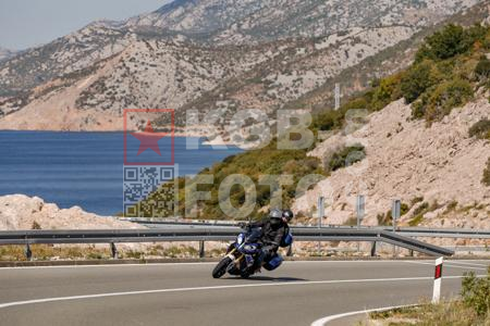 _9061947-hQ4H6k
