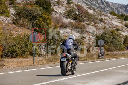 _9062965-dY0m3C